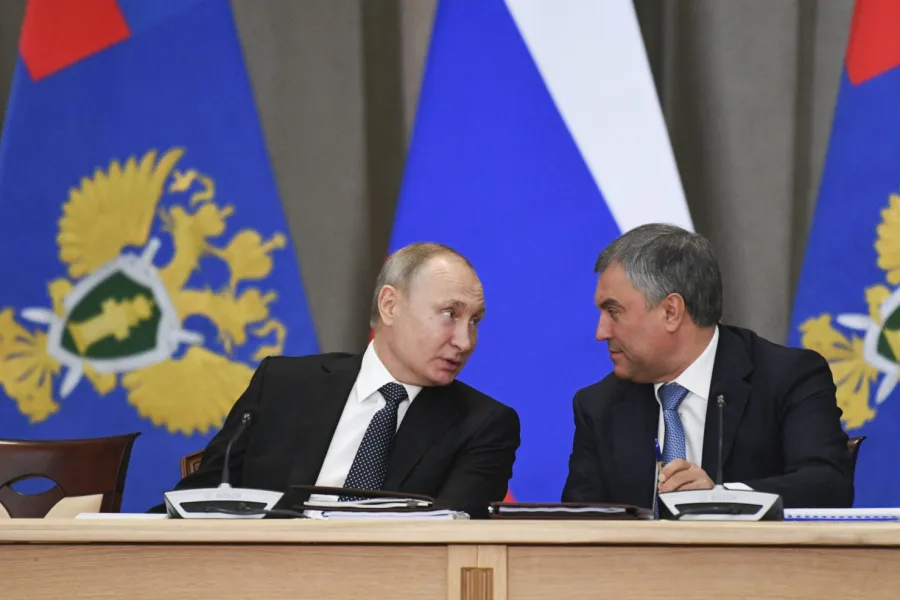 Volodinin “Putin” çağırışına deputatlar səssiz qaldı - VİDEO