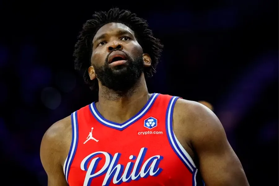 Embiid yeni mövsüm öncəsi azarkeşləri həyəcanlandırdı