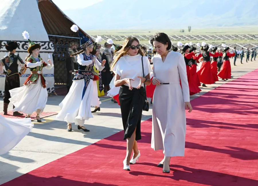 Prezident İlham Əliyev Qırğızıstanda səfərdədir — 8