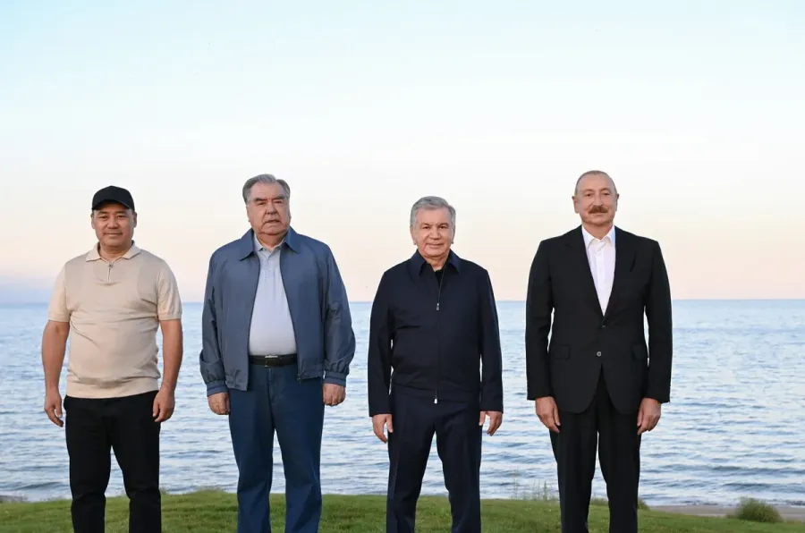 İlham Əliyev prezidentlərlə birlikdə qolf oynadı — 3