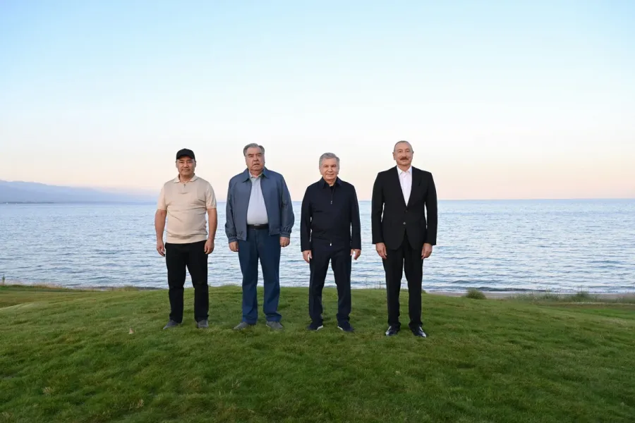 İlham Əliyev prezidentlərlə birlikdə qolf oynadı — 7