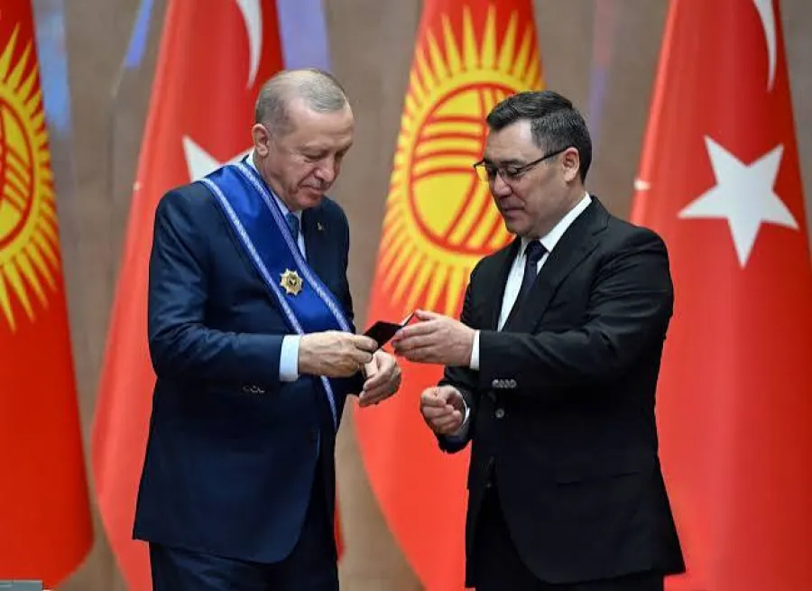 Prezidentin təltif olunduğu orden: Daha kimlərə verilib? — 1