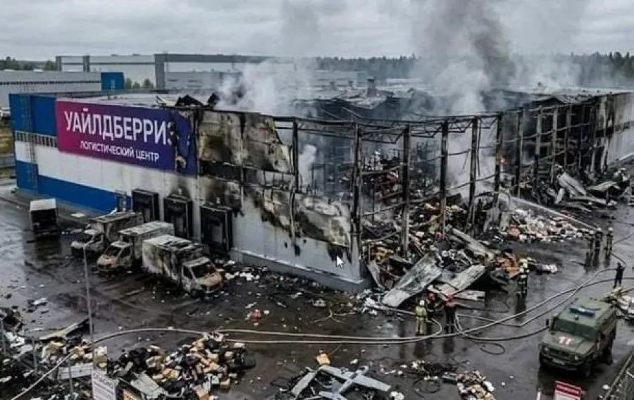 Атака БПЛА на один из крупнейших логистических складов России