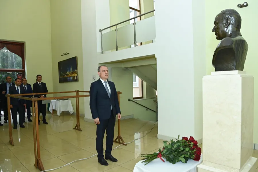Nazir Kiyevdə Azərbaycan səfirliyinə getdi - Görüşün DETALLARI
