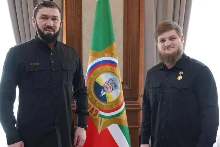 Axmat Kadırova Çeçenistan Respublikasının Qəhrəmanı adı verildi