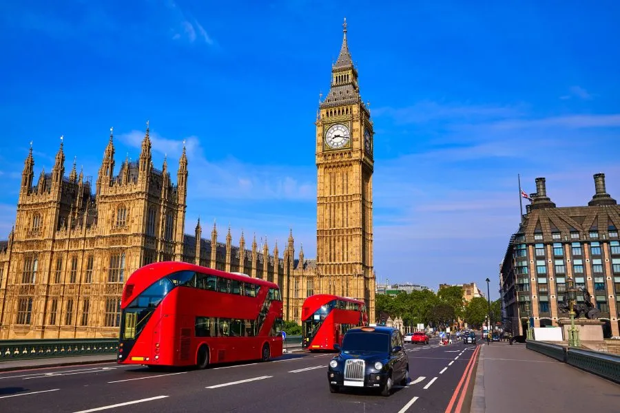 Britaniyada enerji böhranı dərinləşir: Borclar rekord həddə çatdı
