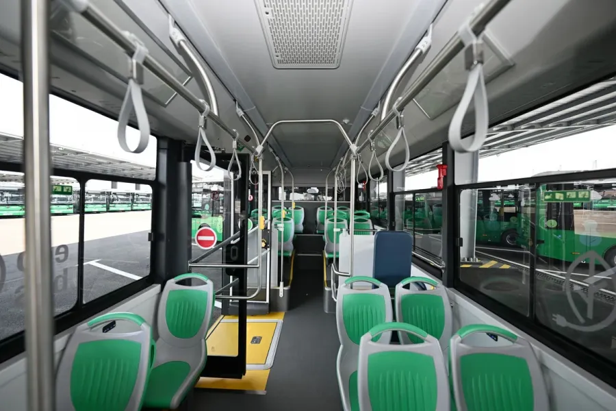 İlham Əliyev Naxçıvanda yeni elektrik avtobuslarına baxdı - YENİLƏNDİ — 4