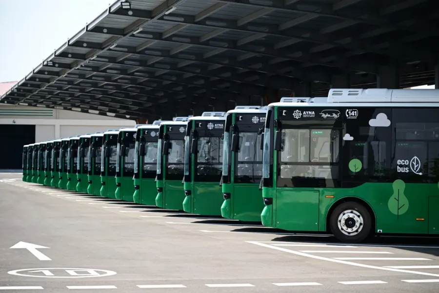 İlham Əliyev Naxçıvanda yeni elektrik avtobuslarına baxdı - YENİLƏNDİ — 5