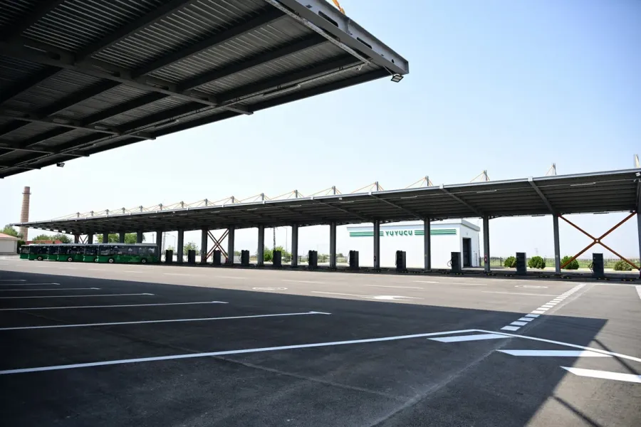 İlham Əliyev Naxçıvanda yeni elektrik avtobuslarına baxdı - YENİLƏNDİ — 6