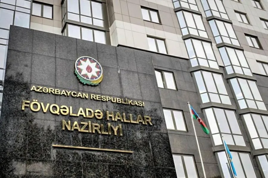 Azyaşlının ayağı su nasosunda sıxılı vəziyyətdə qaldı