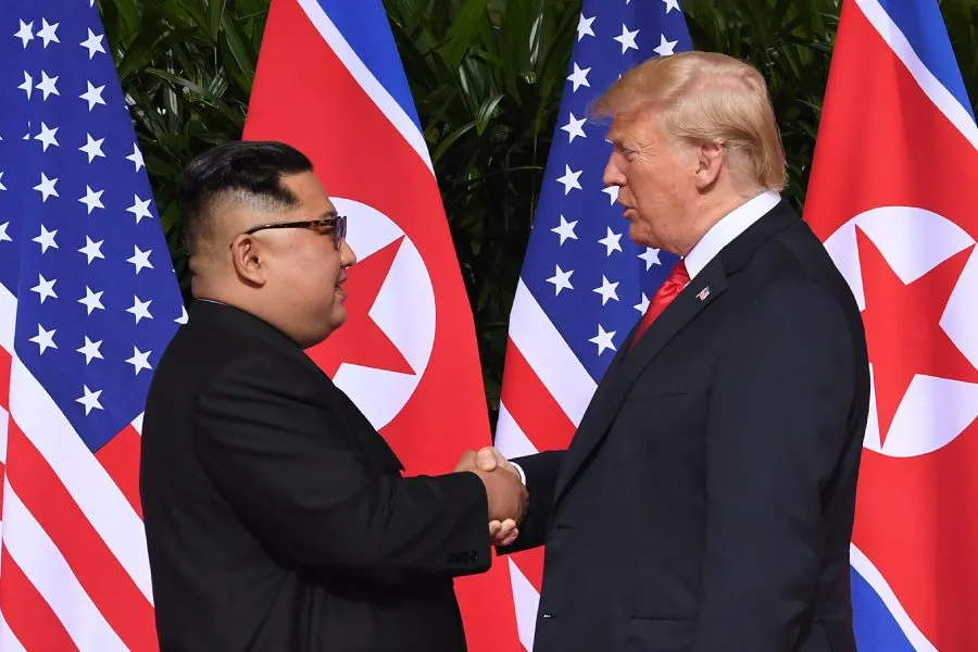 Cənubi Koreya hərəkətə keçir: Tramp və Kim arasında görüş baş tutacaq?