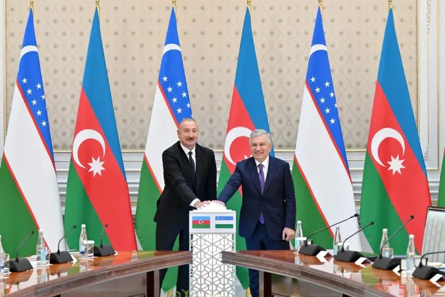 Azərbaycan və Özbəkistan prezidentlərinin iştirakı ilə bank layihəsinin açılışı oldu