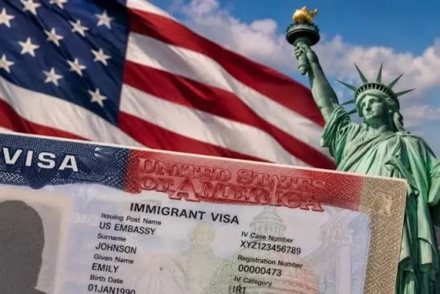 Удар США по 200 тысячам виз: в центре внимания просители убежища