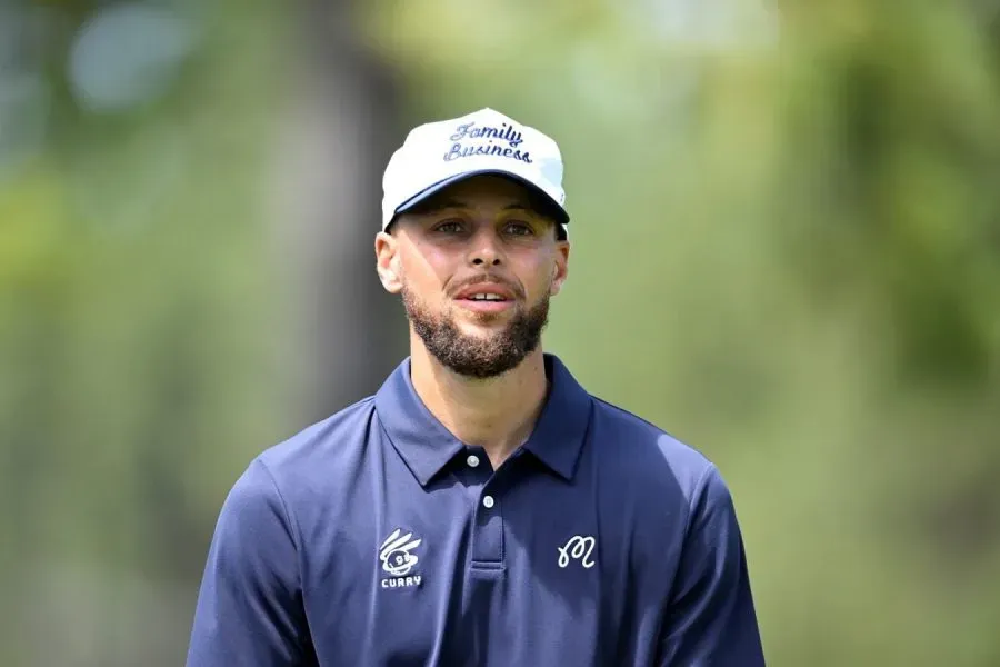 Legendary player set to stay? New Curry contract on the table