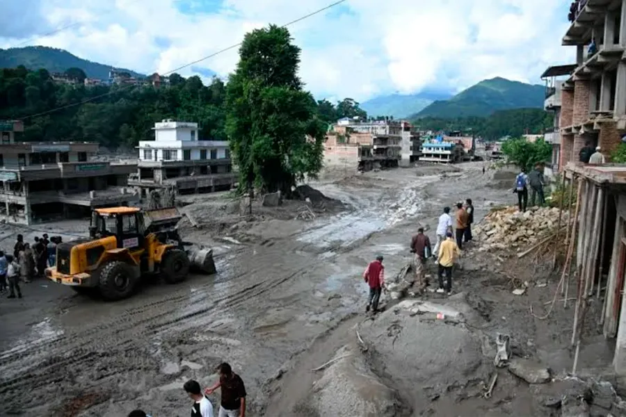 Nepalda daşqın nəticəsində ölənlərin sayı 669-a çatdı