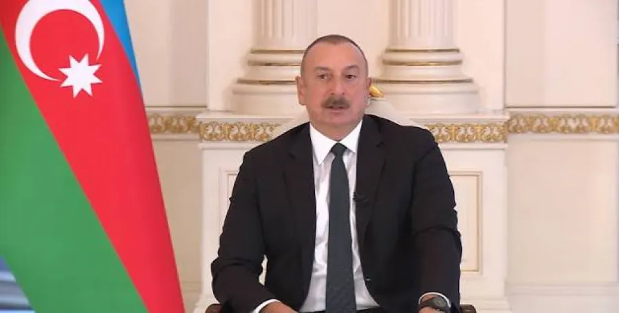 Ильхам Алиев поздравил президента Тринидада и Тобаго