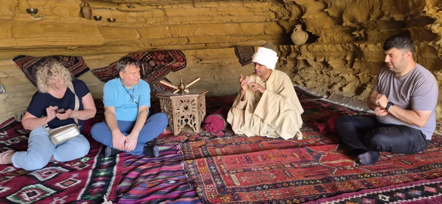 Xristian və buddist turistlər Diri Babada sufi zikrinə qoşuldular — 1