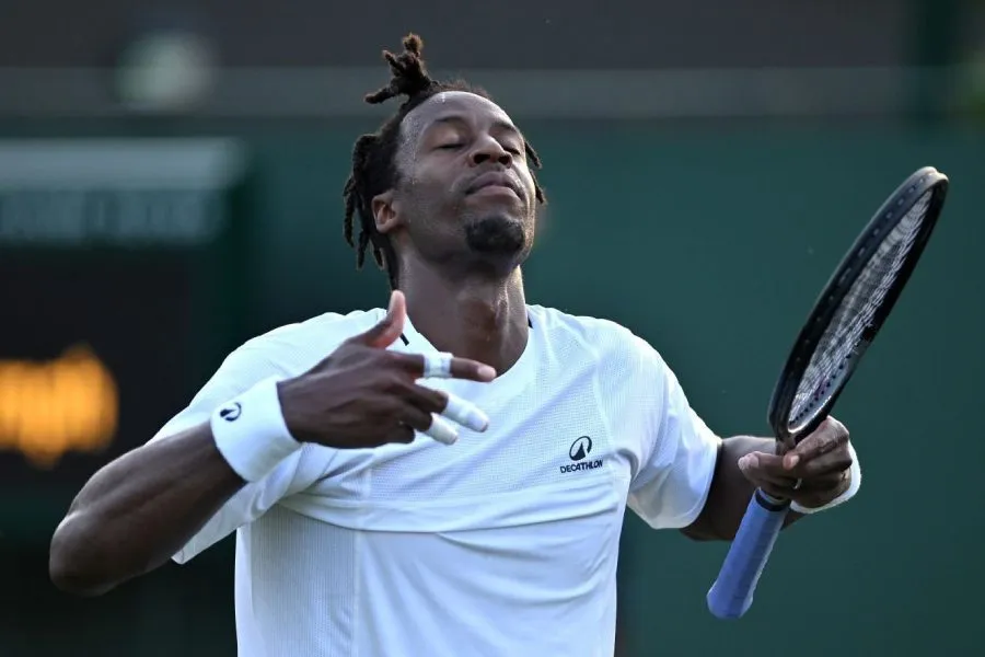 Qael Monfils 40 yaşında rəqibini darmadağın edib tarix yazdı