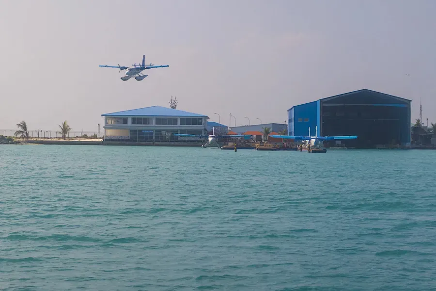 Russia evades sanctions and “relaxes” in the Maldives