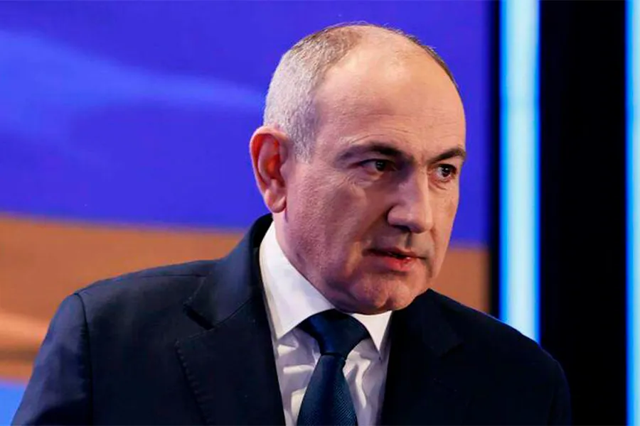 Paşinyan Rusiyanın Ermənistandakı 300 illik tarixini qazıdı - "Çıxardın"