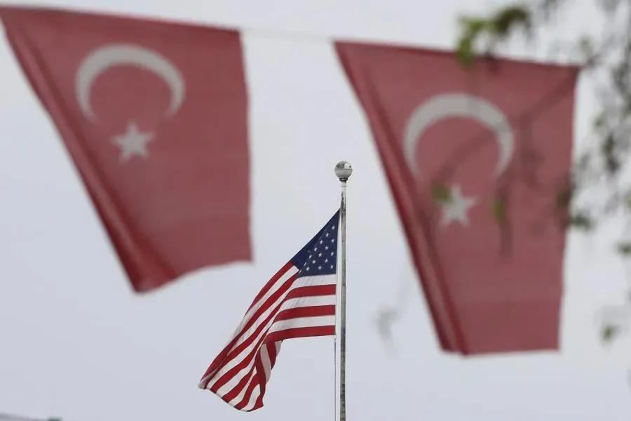 US “reaches out” to Ankara: Turkish bank hit by sanctions