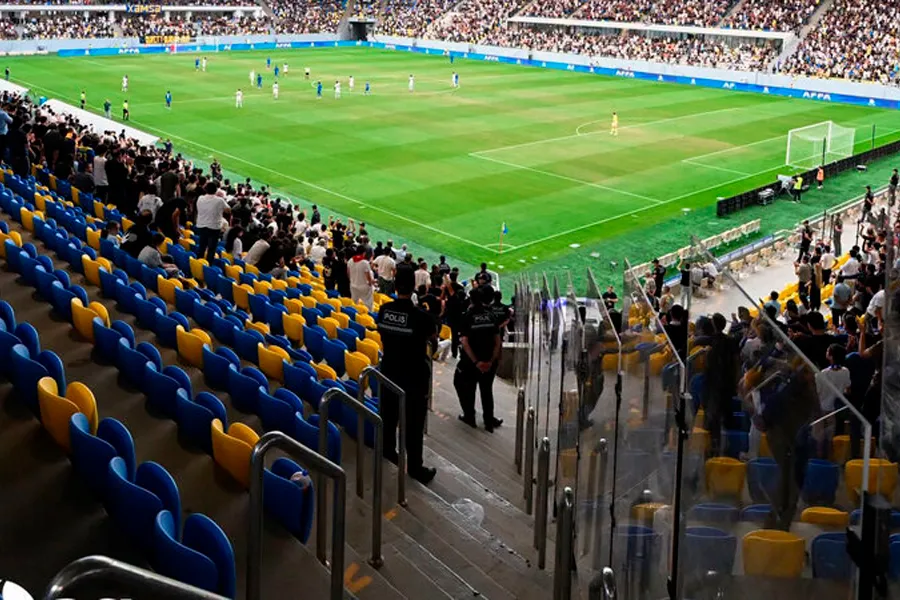 Gəncədə rekord təkrar yox, yeniləndi: Tribunalarda 15 min insan!
