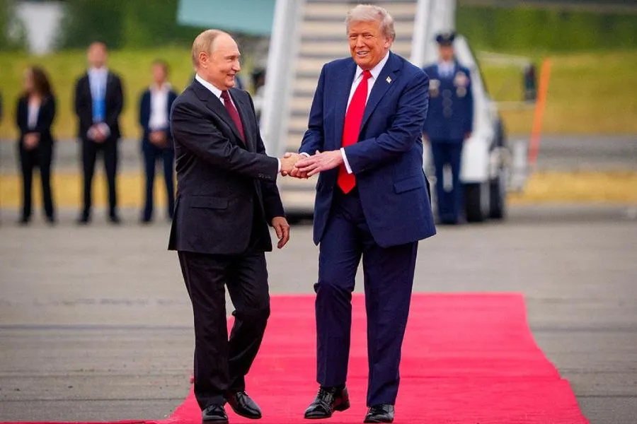 Putin və Tramp telefon danışığı apardı: Nələr müzakirə edildi?