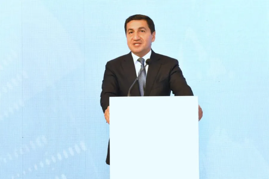 Hikmət Hacıyev: “Azərbaycan üçün Ermənistanla münaqişə başa çatıb”