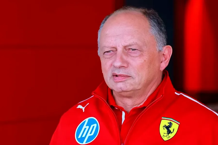 “Ferrari”də daxili gərginlik: Vassör Hemiltonun statusunu elan etdi
