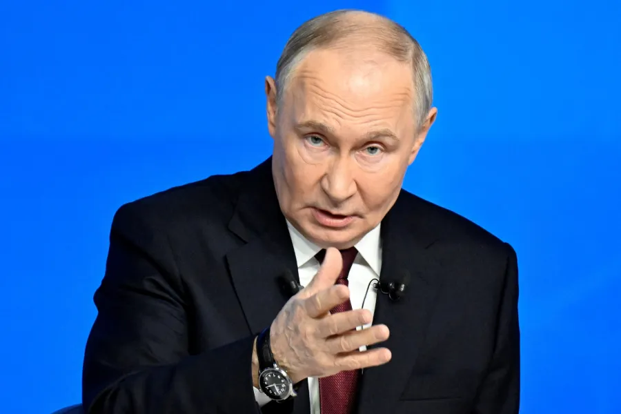 Putin invites Egyptian President to Moscow