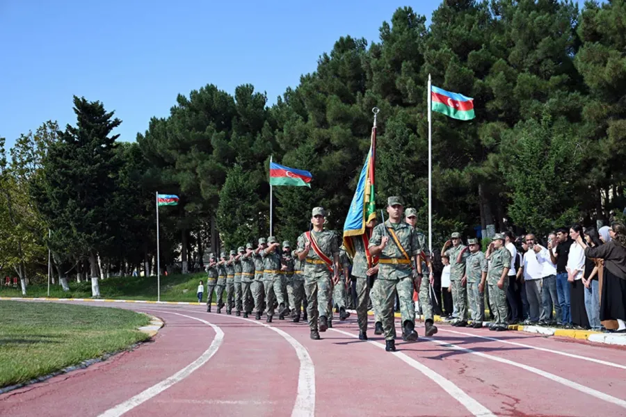 Heydər Əliyev adına Hərbi İnstitutda gənc kursantların andiçmə mərasimi keçirildi — 1