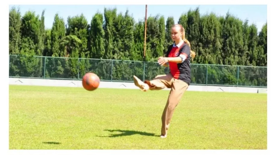 Türkiyə futbolunda sensasiya: “Turqutluspor”da Zeynep Mestan dövrü başladı — 1