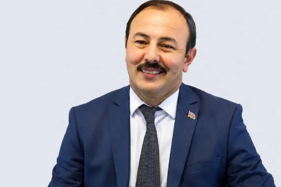 Əkbər Qoşalı Başqurdistan Yazıçılar Birliyinin ən yüksək medalı ilə təltif olundu - FOTO
