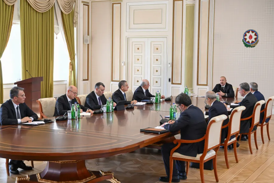 Prezidentin sədrliyi ilə müşavirə keçirildi — 8