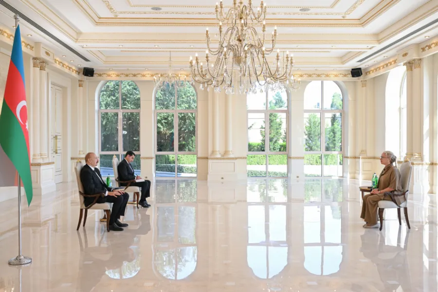Prezident İsveçin yeni təyin olunmuş səfirini qəbul etdi — 4