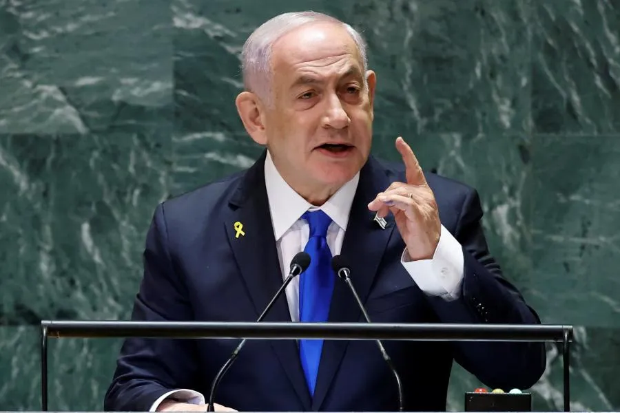 Netanyahu kürsüyə qalxdı, zal boşaldı - VİDEO