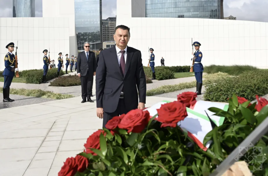 Премьер-министр Таджикистана посетил Парк Победы — 1