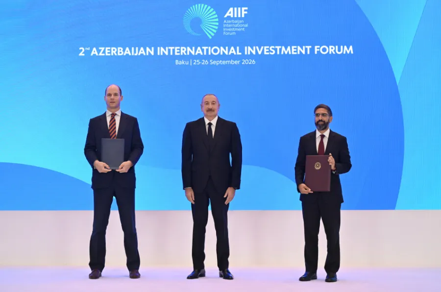 II Azərbaycan Beynəlxalq İnvestisiya Forumunda sənədlər mübadilə edildi — 5