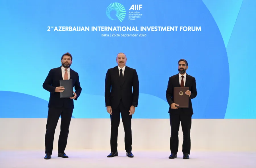 II Azərbaycan Beynəlxalq İnvestisiya Forumunda sənədlər mübadilə edildi — 9