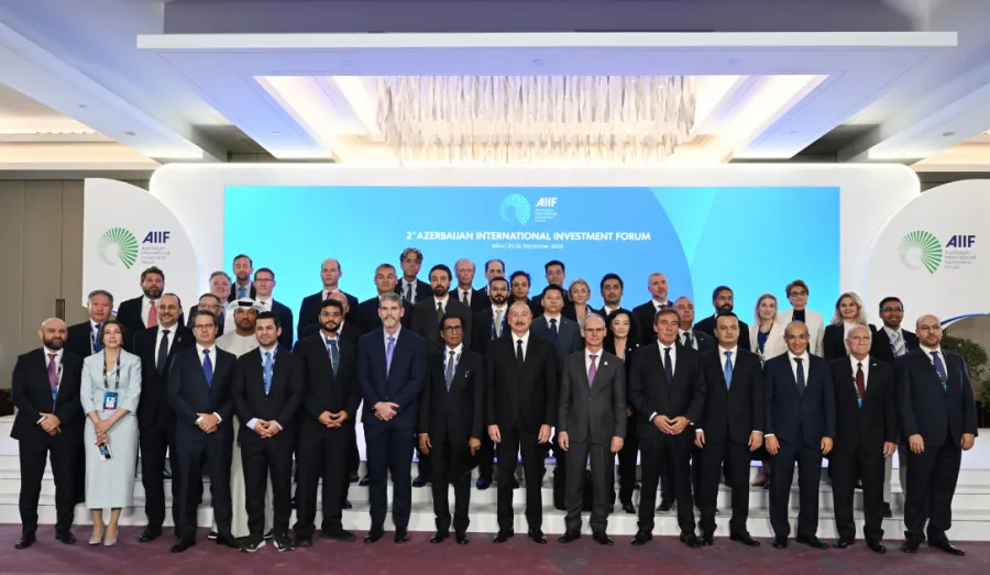 Prezident bu müəssisələrin təməlqoyma və açılış mərasimində iştirak etdi — 1