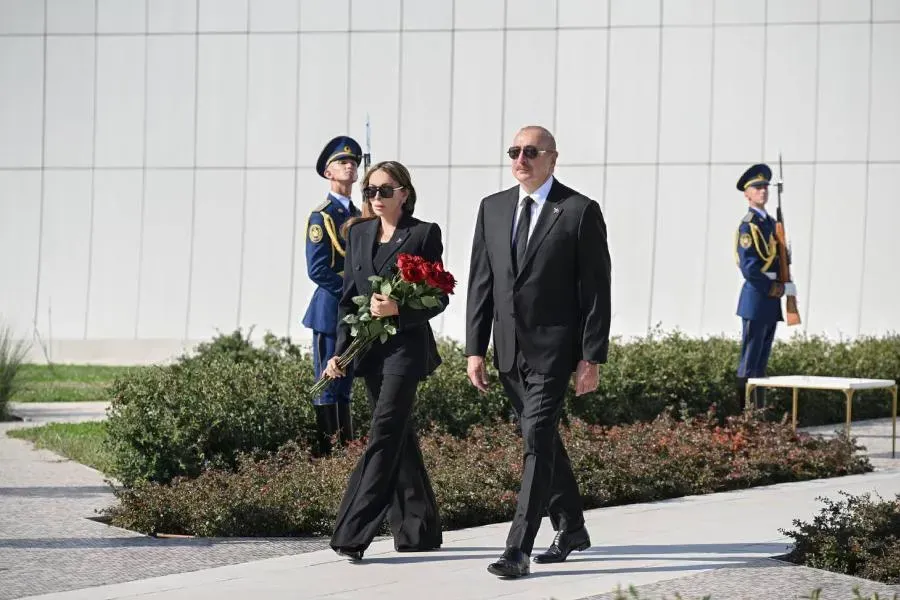 President Ilham Aliyev visits Victory Park in Baku on Remembrance Day