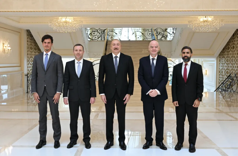 İlham Əliyev FIFA-nın prezidentini qəbul etdi — 1