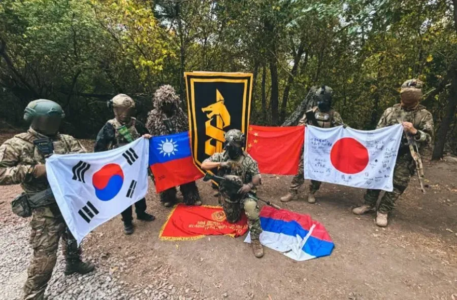 Chinese volunteers join Ukrainian forces