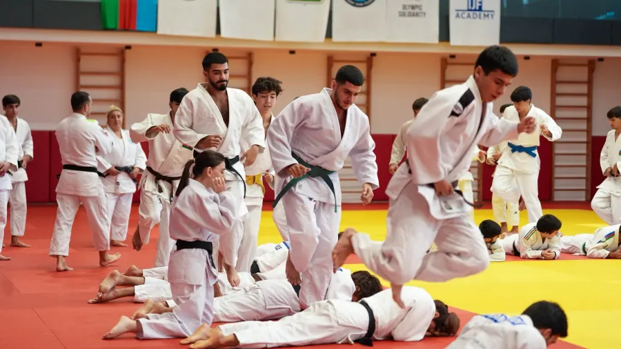 Azərbaycan cüdosunda yapon dəst-xətti: Tələbələr üçün unikal ustad dərsi! — 1