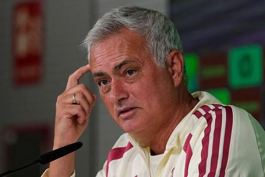 Mourinyodan sarsıdıcı Ronaldu şərhi: “Sərt həqiqətlə barışmalıdır!”