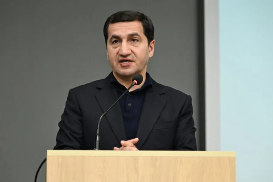 Hikmət Hacıyev: “Ermənistanda revanşist əhval-ruhiyyə narahatlıq doğurur”