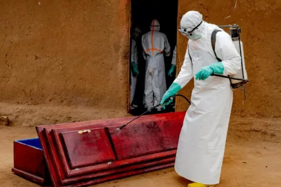 Ebola epidemiyasından ölənlərin sayı DÖRD MİNİ AŞDI