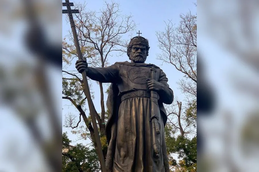 Bizans imperiyasına meydan oxuyan kralın nəşi harada idi? – 60 illik sirr həll olundu