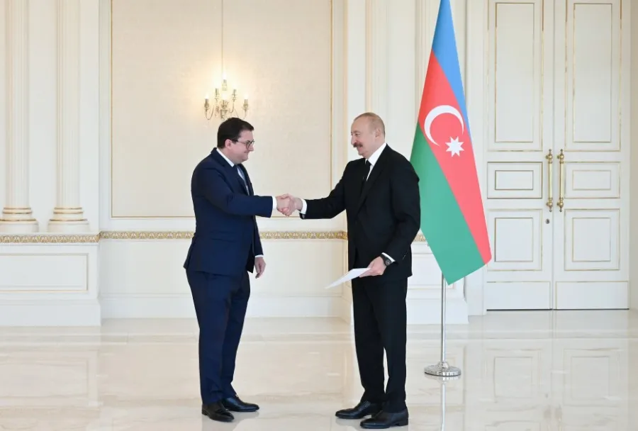 Prezident səfiri qəbul edib - FOTOLAR — 2