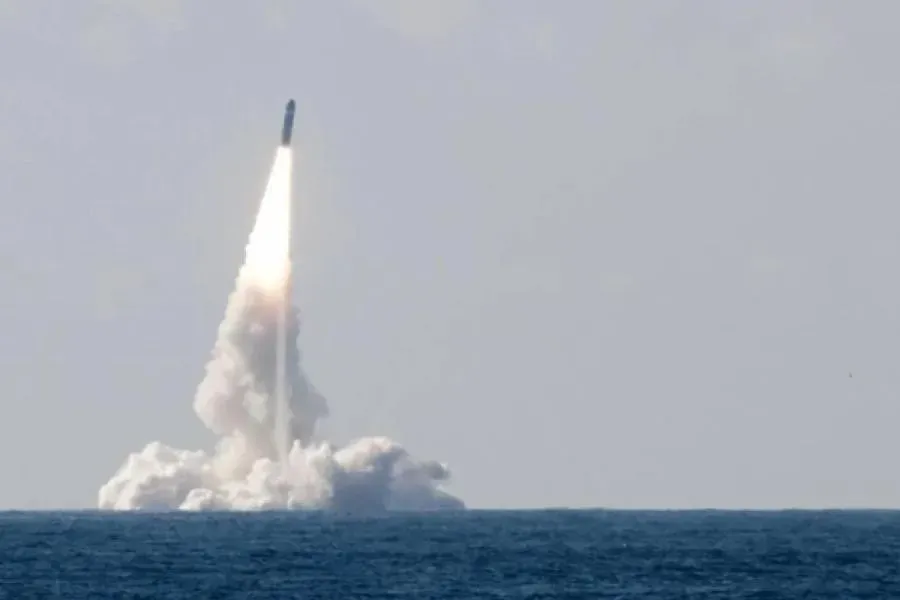 France tests new ballistic missile capable of carrying a nuclear warhead – VIDEO
